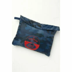 Fat Face FatFace Boys Navy Camo Waterproof Packable Jacket 5 Fat Face FatFace Boys Navy Camo Waterproof Packable Jacket -FatFaceshop unnamed file 1361