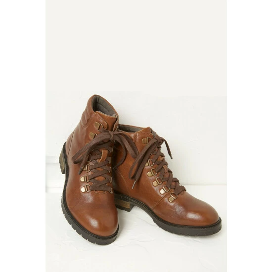 unnamed-file-3411.jpg Fat Face Hamble Brown Hiker Boots -FatFaceshop unnamed file 3411