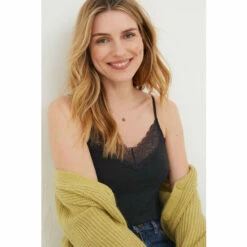 Fat Face FatFace Grey V-Neck Lace Vest -FatFaceshop unnamed file 4271