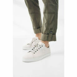 Fat Face FatFace Thea Leather Star Cream Trainers -FatFaceshop unnamed file 4621