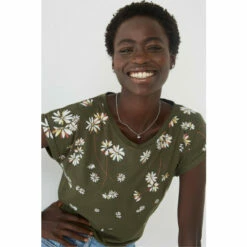 Fat Face FatFace Green Ivy Floating Blossom T-Shirt -FatFaceshop unnamed file 54