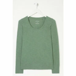 Fat Face FatFace Green Kelly Scoop Organic T-Shirt -FatFaceshop unnamed file 591