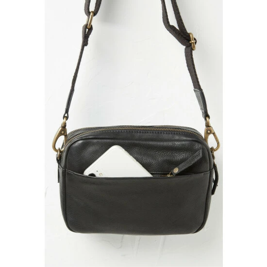 unnamed-file-808.jpg Fat Face FatFace Oslo Black Camera Bag -FatFaceshop unnamed file 808