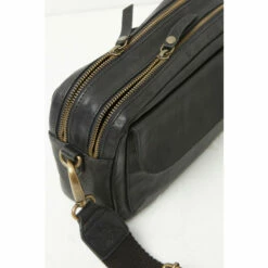 Fat Face FatFace Oslo Black Camera Bag 5 Fat Face FatFace Oslo Black Camera Bag -FatFaceshop unnamed file 810