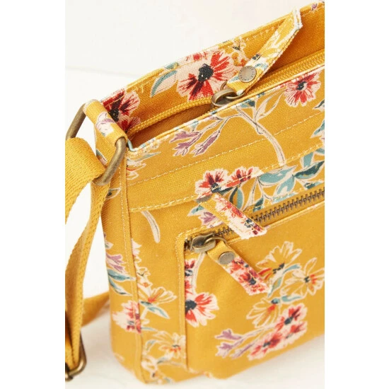 unnamed-file-963.jpg Fat Face Large Yellow Bloom Cross-Body Bag -FatFaceshop unnamed file 963